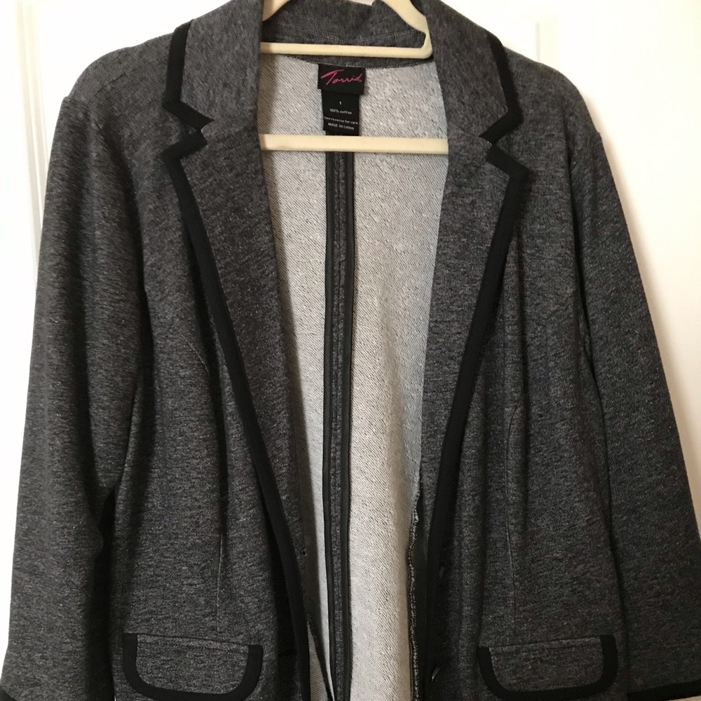 Stretchy blazer